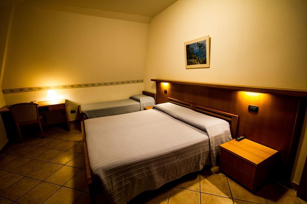 Albergo Lario 杰拉拉廖 客房 照片