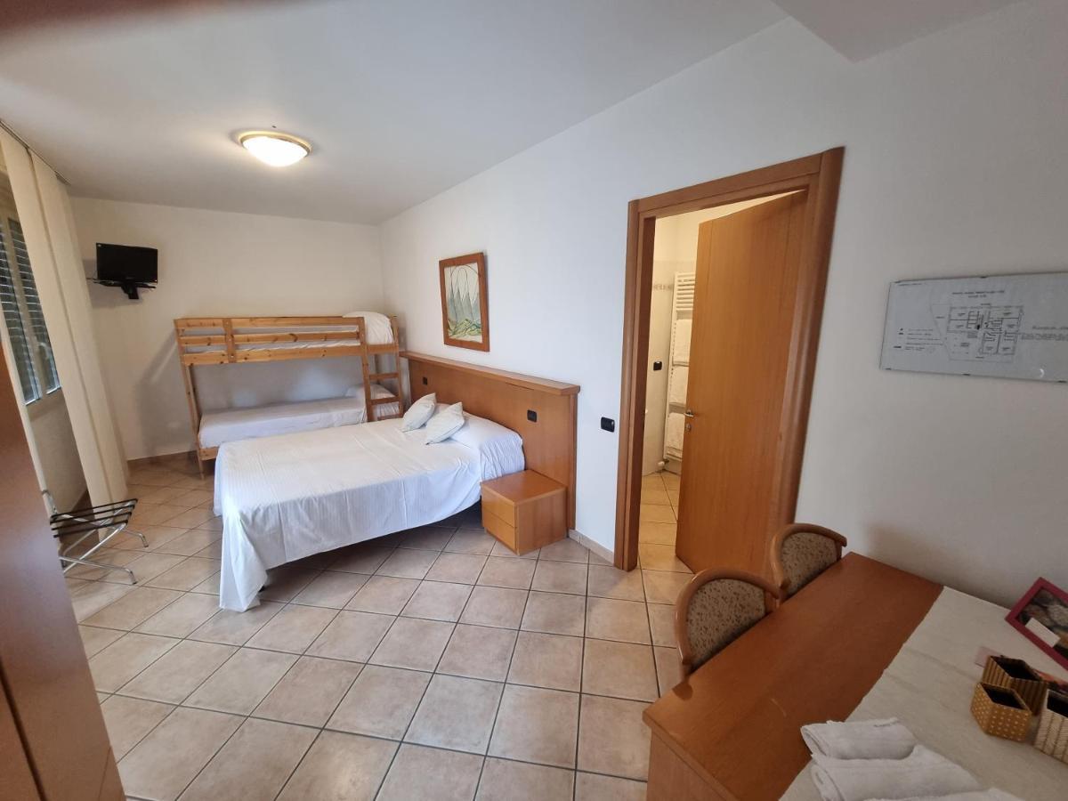 Albergo Lario 杰拉拉廖 客房 照片